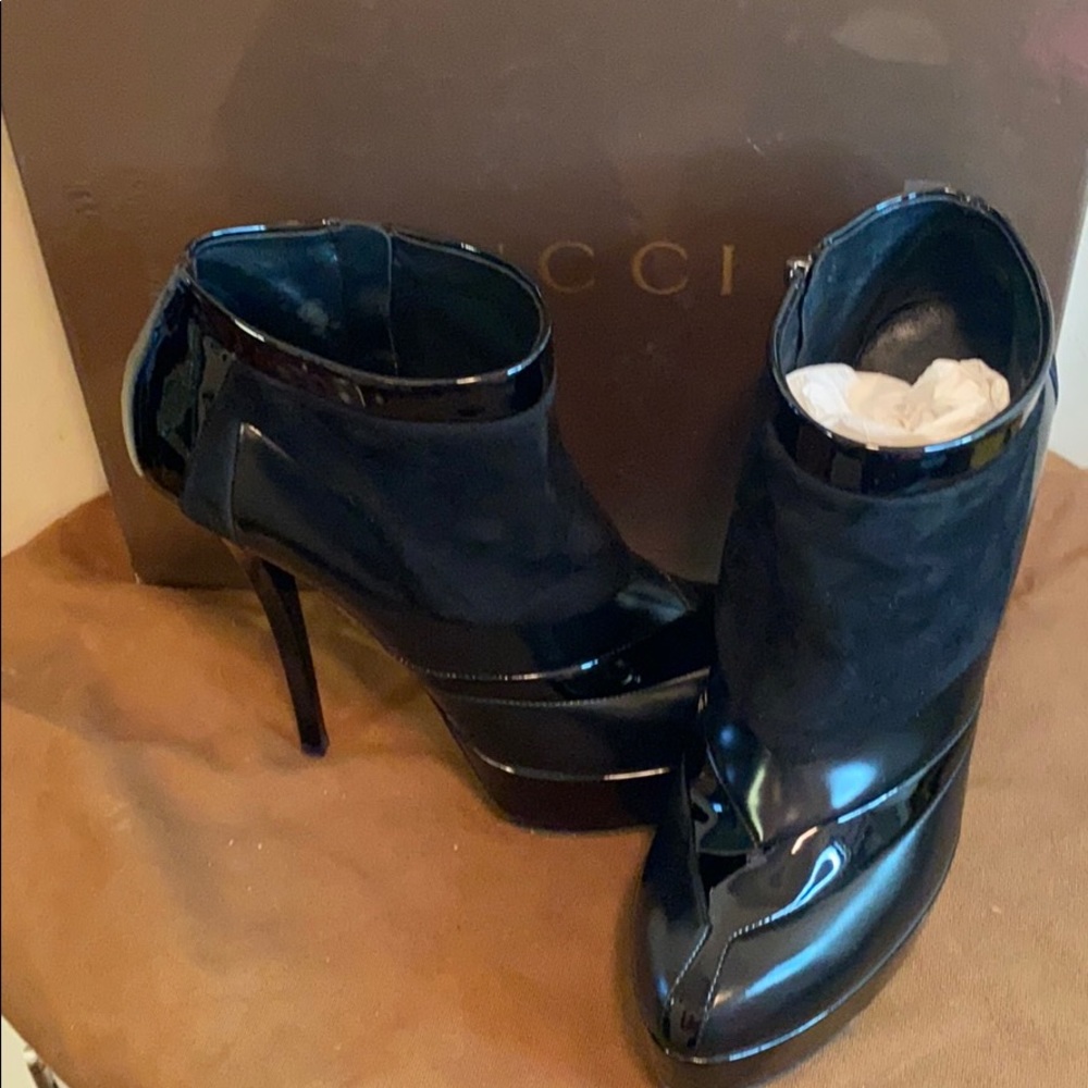 Gucci Stiletto leather and suede booties Size 7.5